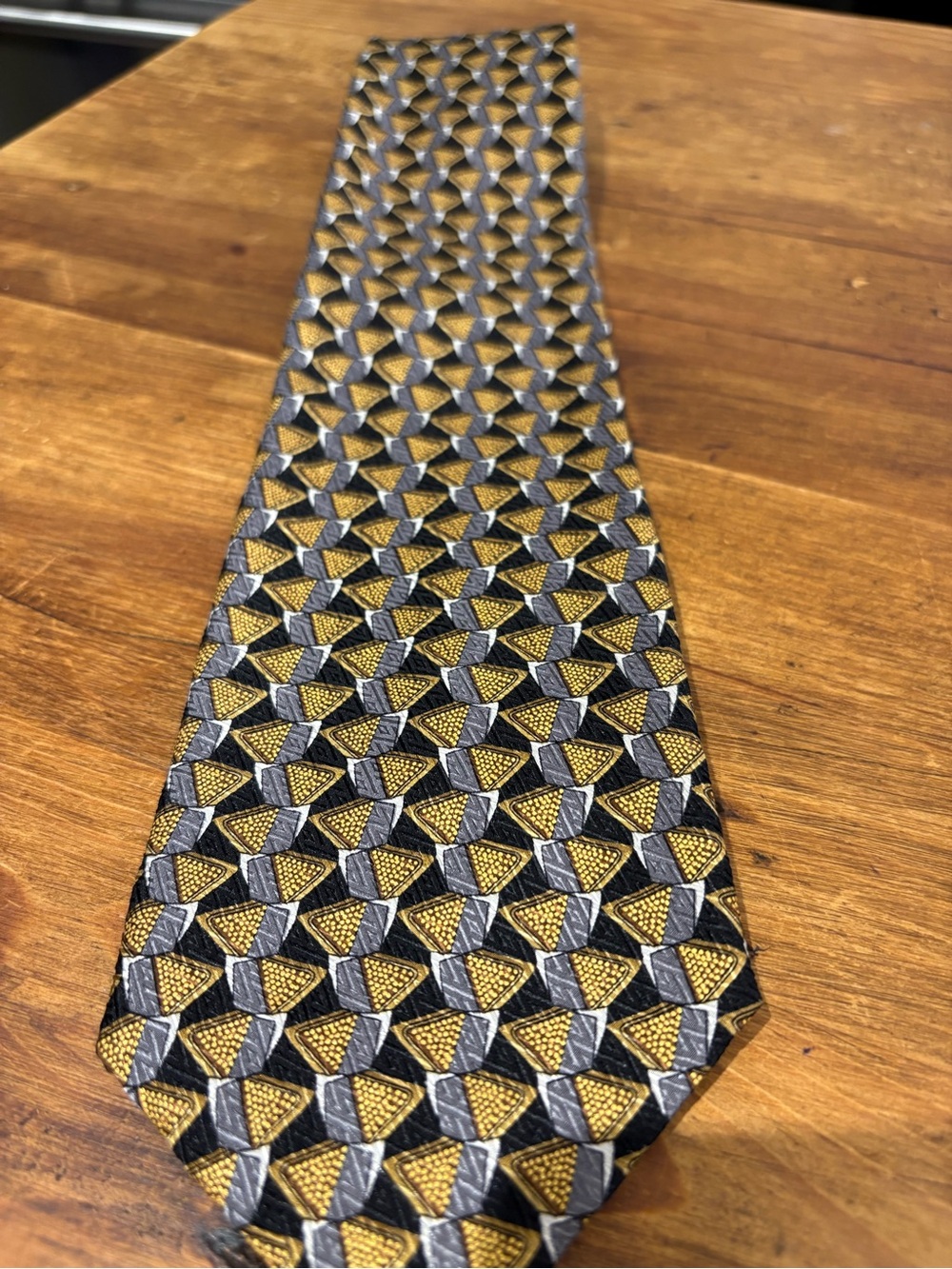 Bellini Silk Men's Black & Gold Geometric Silk Tie